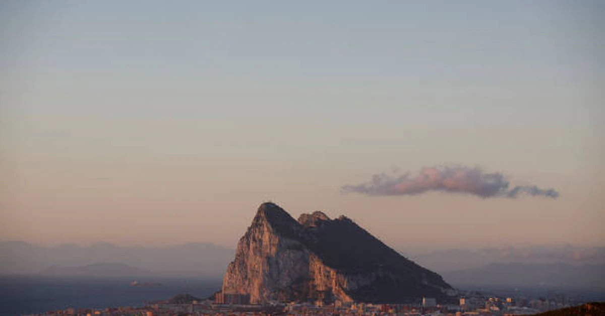 You are currently viewing Blockchain Firm Valereum Acquires 90% of Gibraltar Stock Exchange