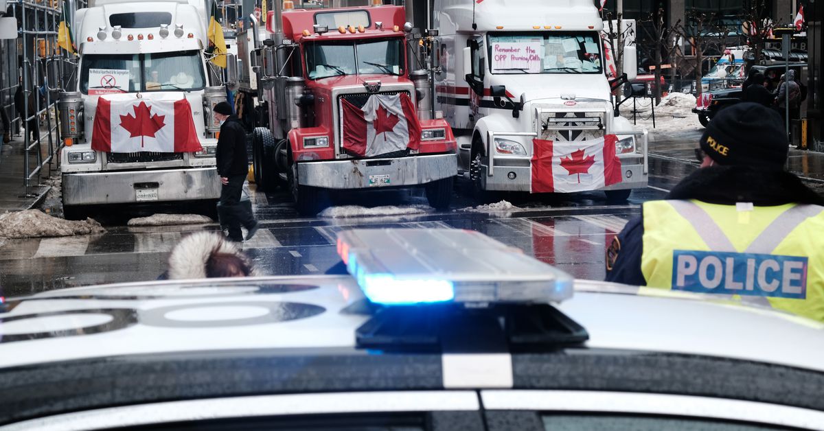 You are currently viewing Canada Sanctions 34 Crypto Wallets Tied to Trucker ‘Freedom Convoy’