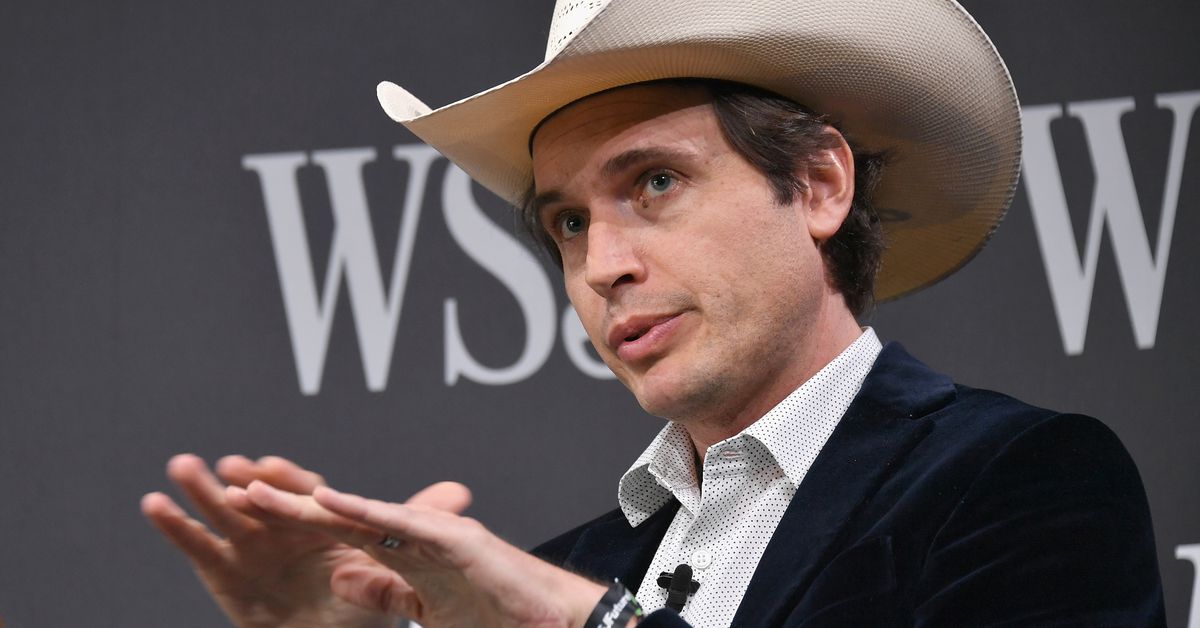 You are currently viewing Tesla Board Member Kimbal Musk Says Most DAOs Are Not Actually Decentralized